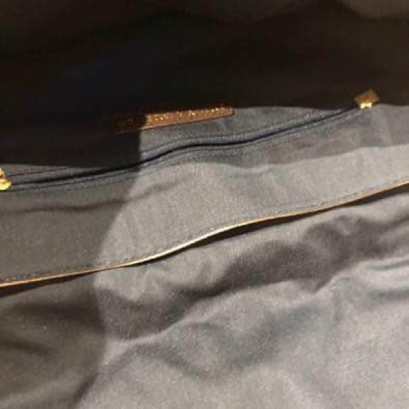 Juicy Couture Leather trimmed Messenger bag - Picture 5 of 6